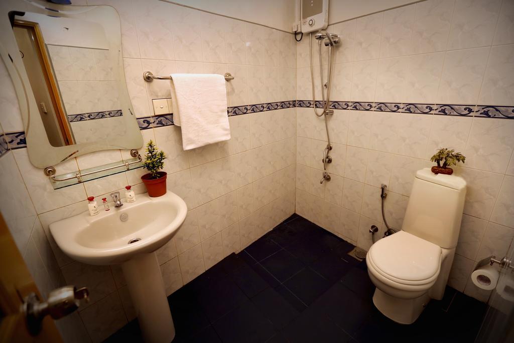 Travellers Home Канді Екстер'єр фото